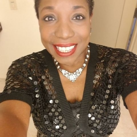 Meet your Posher, Tina - Picture 1 of 1